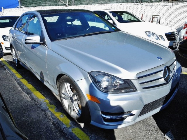 BUY MERCEDES-BENZ C-CLASS 2013 C300 SPORT 4MATIC, Daily Deal Cars