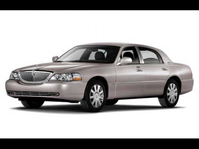 BUY LINCOLN TOWN CAR 2004 ULTIMATE, Daily Deal Cars